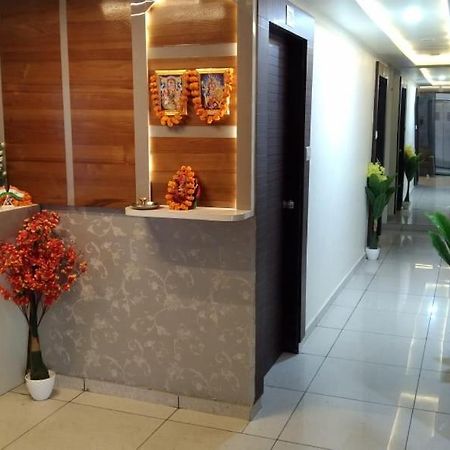 Hotel Atlanta Ahmedabad Esterno foto